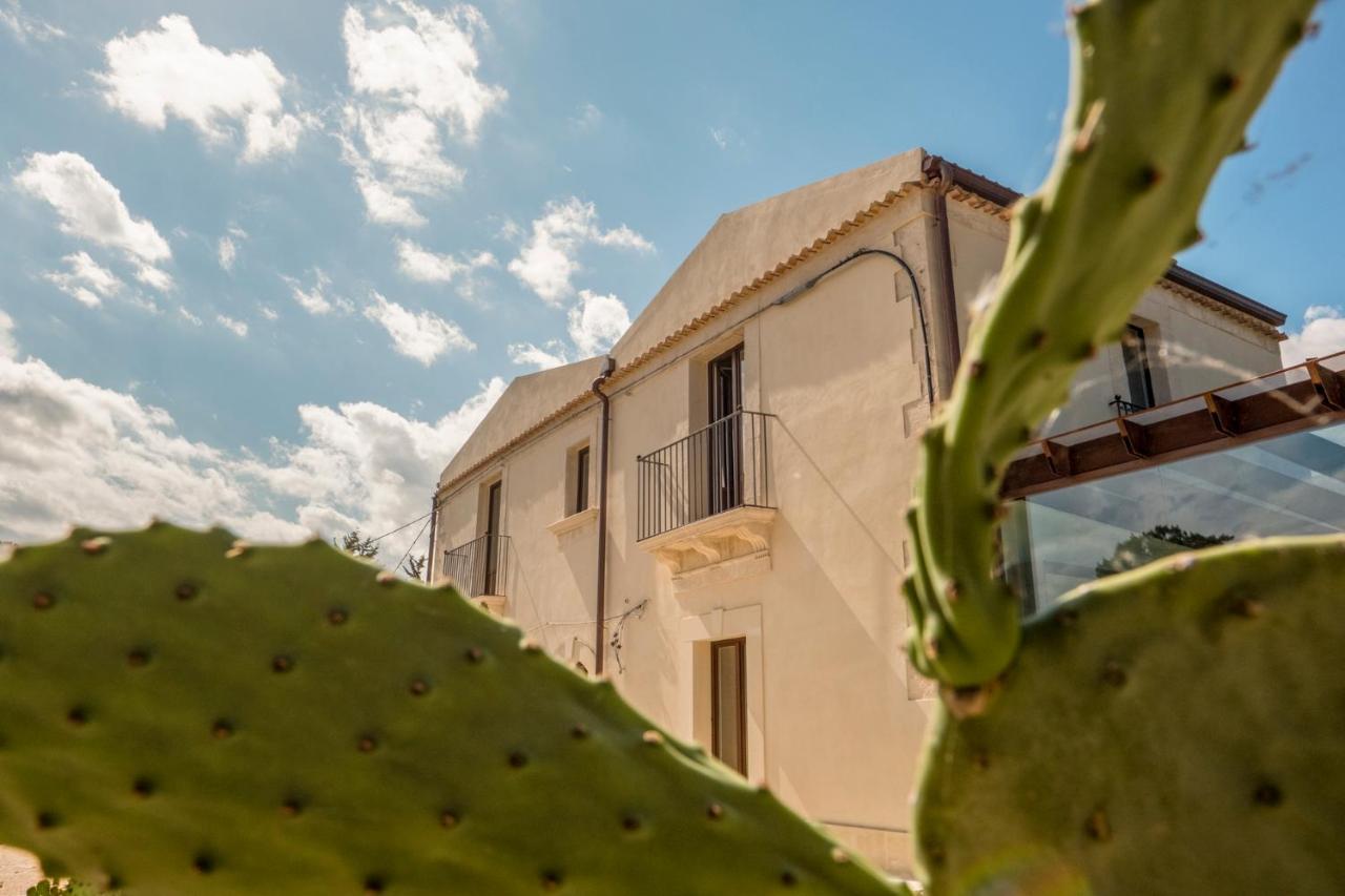 Momento-Teatro Greco Hotel Syracuse Exterior photo
