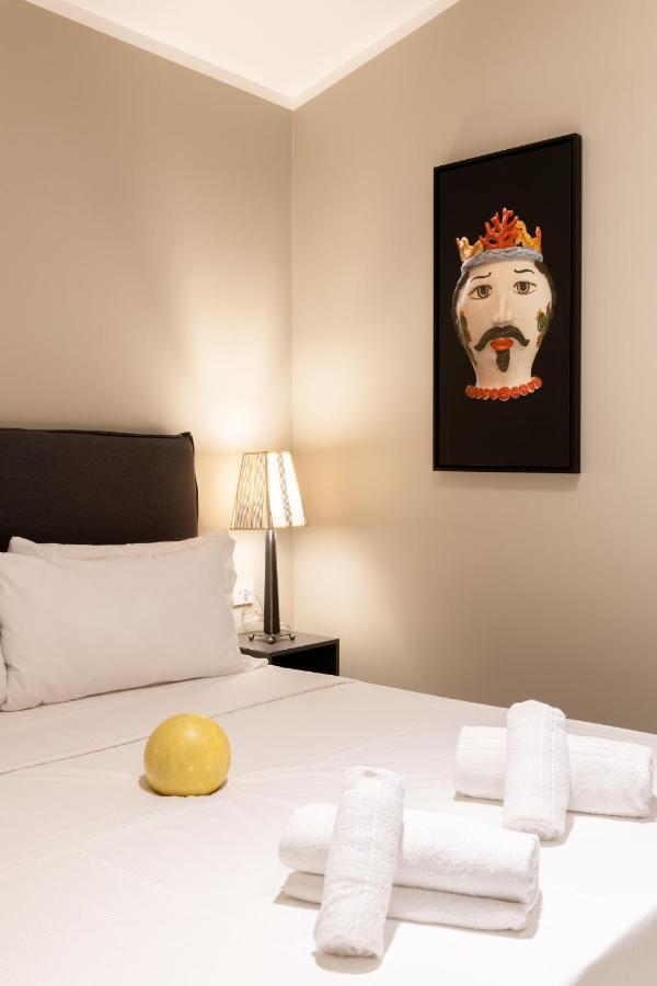 Momento-Teatro Greco Hotel Syracuse Exterior photo